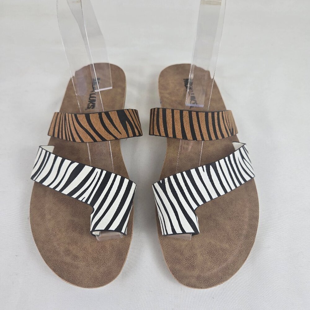 Mukluks Size 8 Mixed Zebra Print Slip On Sandals Faux Leather Animal Print NWOT
